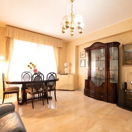 Apartment Georges Flat - Tiburtina Station *